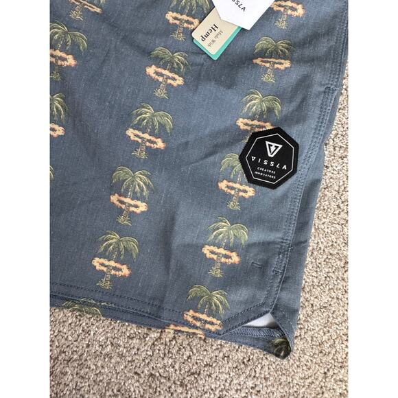 NWT Vissla Mens Blue Volley Swim Trunks Shorts Sz S - Picture 3 of 5